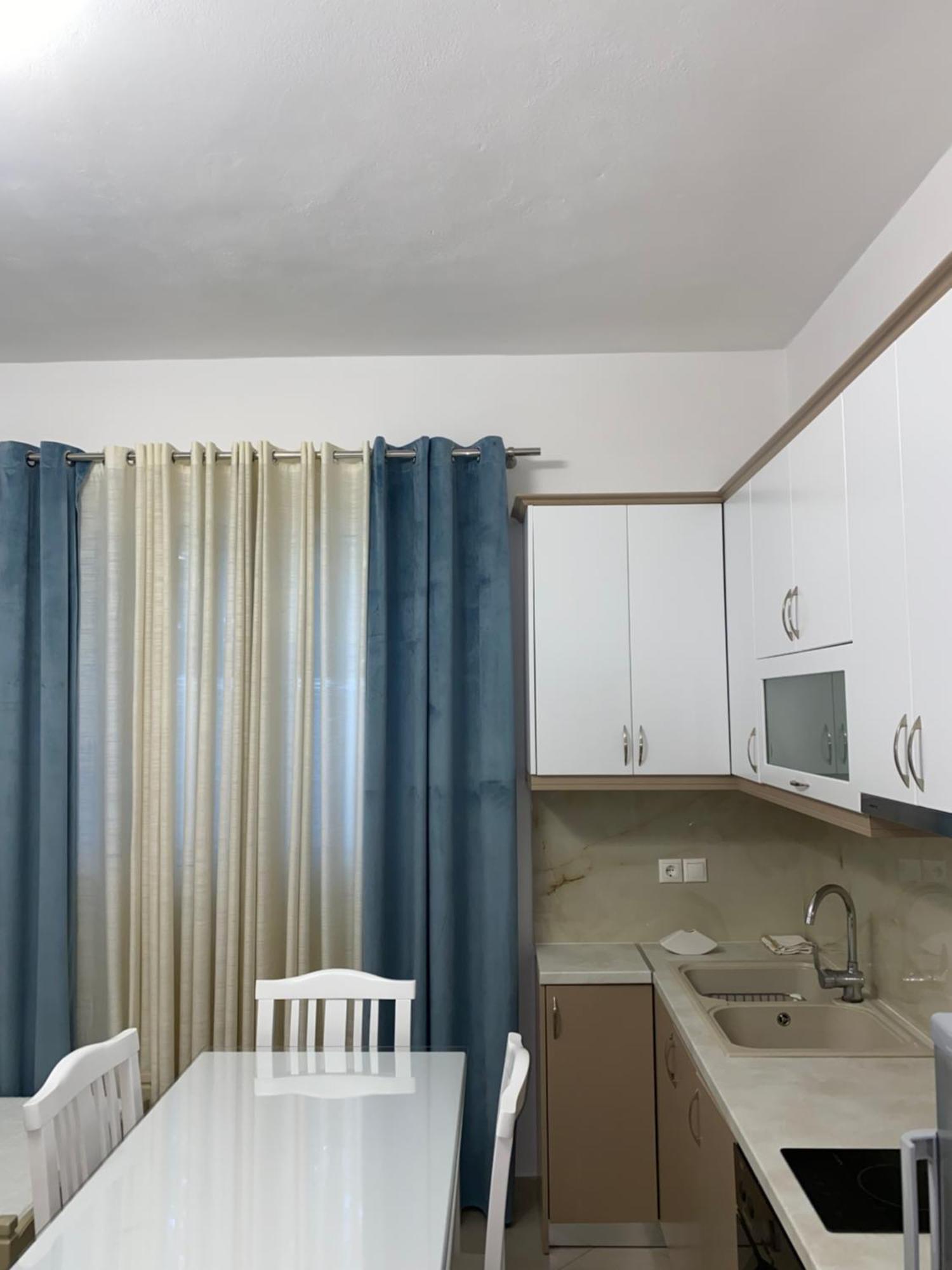 Lr Apartments Sarande Exterior photo